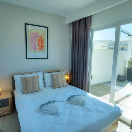 Elegant 2 Bedrooms, Large Sun Terrace, Pool Gcat1-1 *